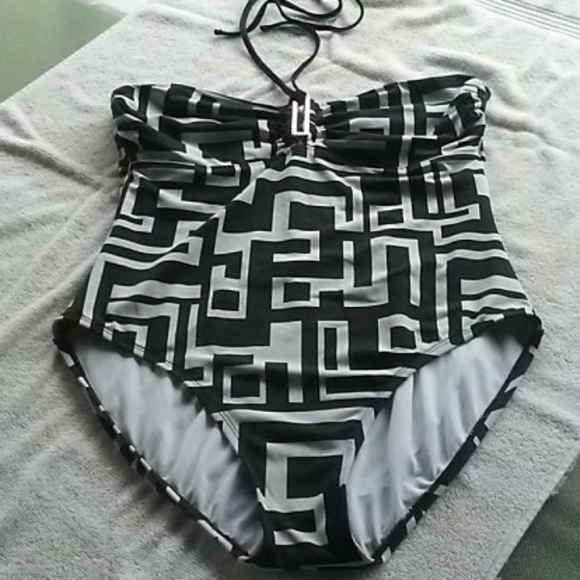 La Blanca Other - ➕  LA Blanca 1 piece Swimsuit